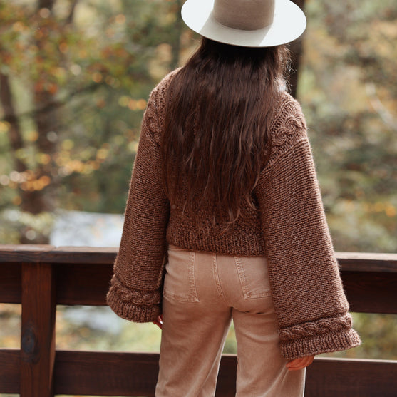 Lucent - Sweater
14
