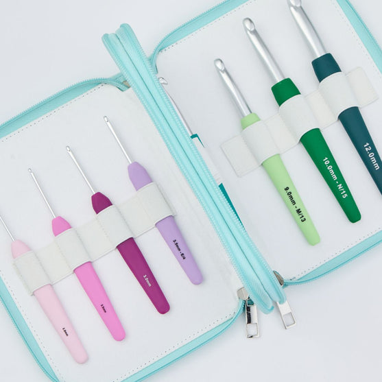 Waves Grande Crochet Hook Set - KnitPro
2