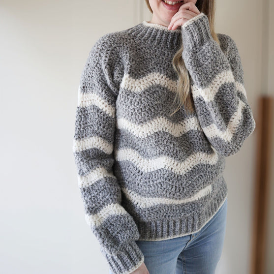 Waves - Sweater
6