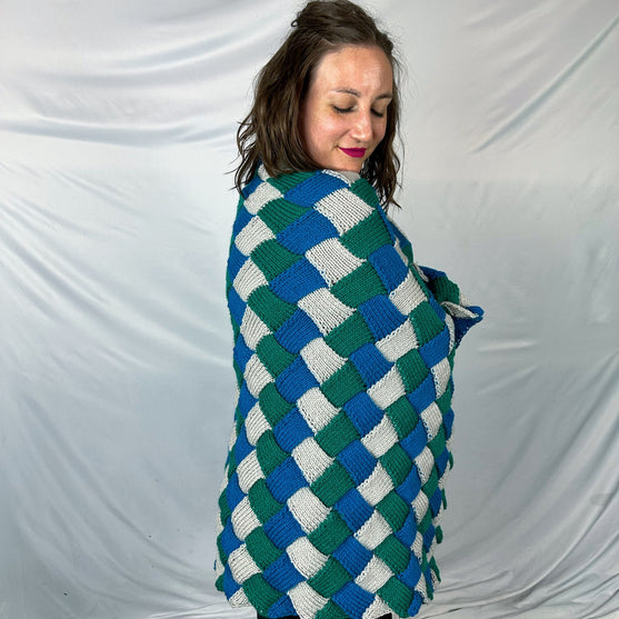 Woven Blanket - Entrelac blanket
2