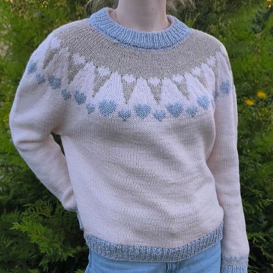

XmasHearts - Sweater
6