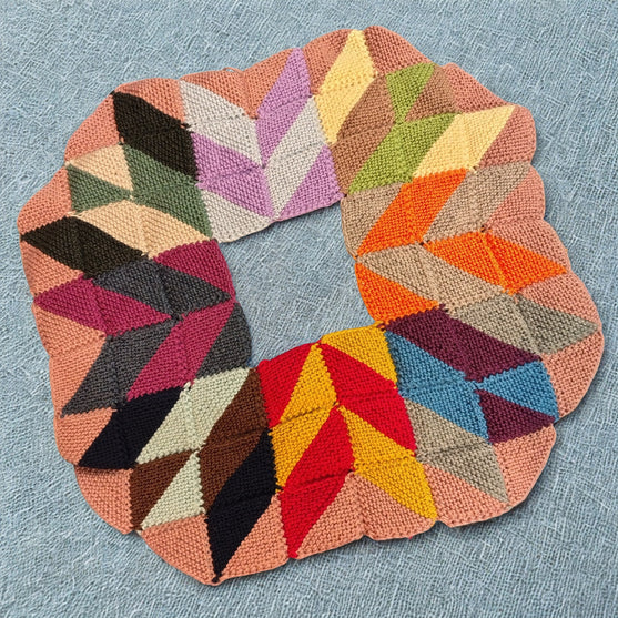 

Intarsia - Sweater
3
