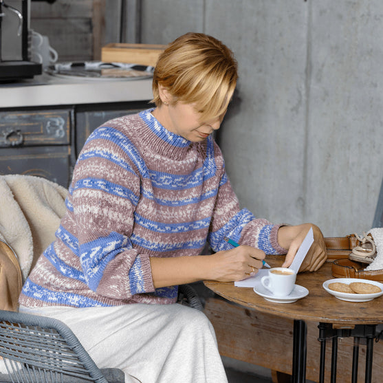 

Top Down Raglan Sweater
1