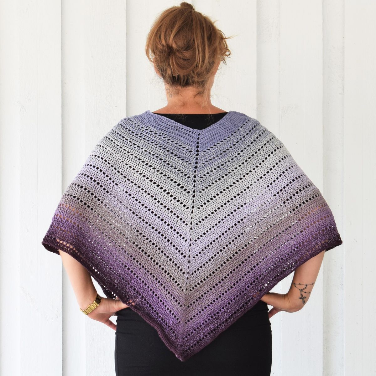 Classical Attitude Poncho - Adult Size – Hobbii