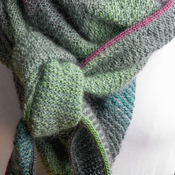 

Japis - Scarf
5