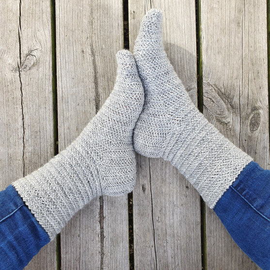 

Linda’s Herringbone Socks
1