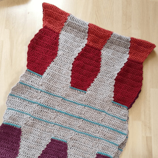 

Hexagon - Scarf
4