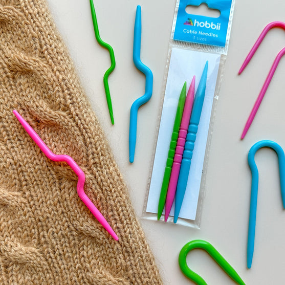 

Cable Needles - U-shaped - Hobbii
3