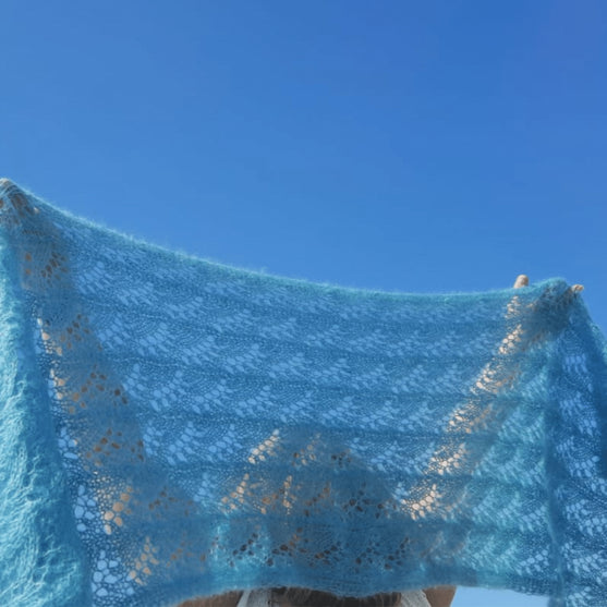 

Cloudy - Scarf
1