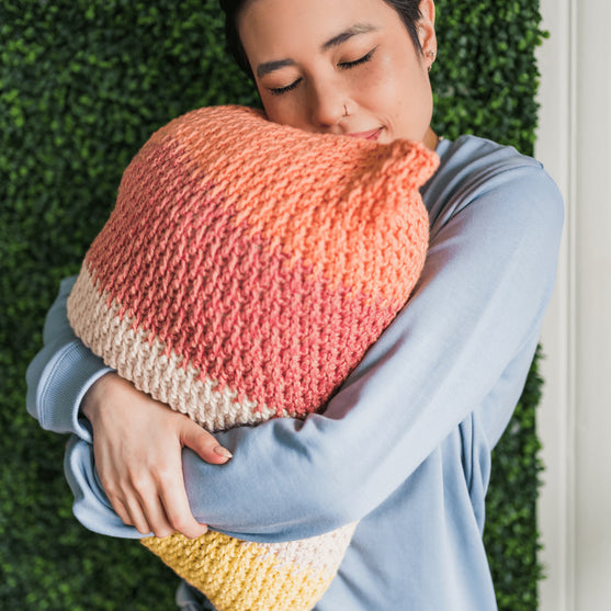 

Squish - Pillow
2
