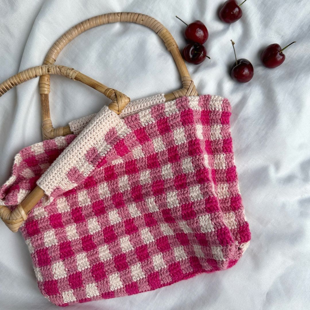 【正規品‼️】Cherry Pattern Cache-Coeur Mini Cherry Pattern Cache-Coeur One-Piece
