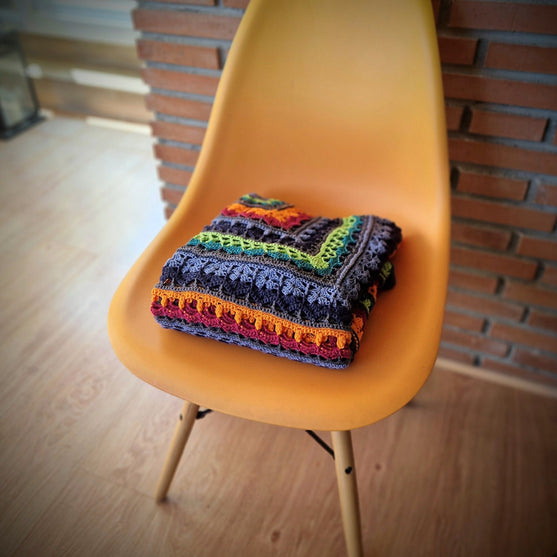 

LoveTea - Blanket
5