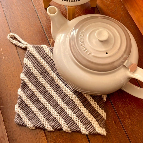 

Ridgepine - Potholder
2