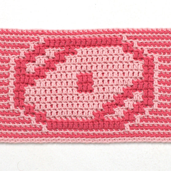 

Hooked on You - Scarf
12