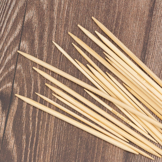 

Bamboo DPNs - 10 cm - Hobbii
5
