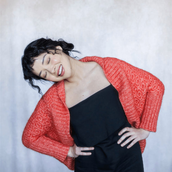 

Vatra - Cabled Shrug
1