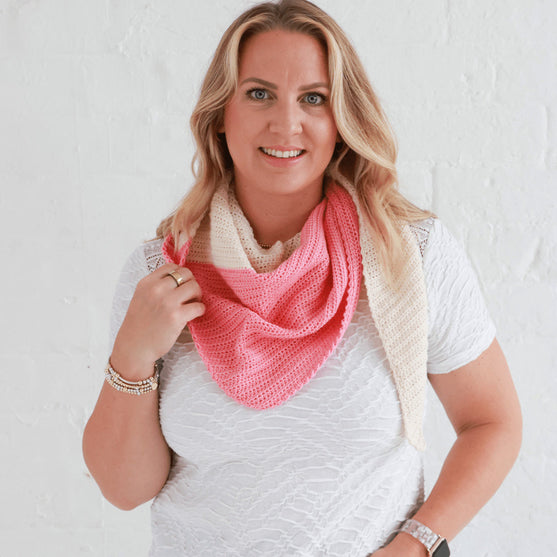 

Beginner Crochet Kit - Amarah Shawl
5