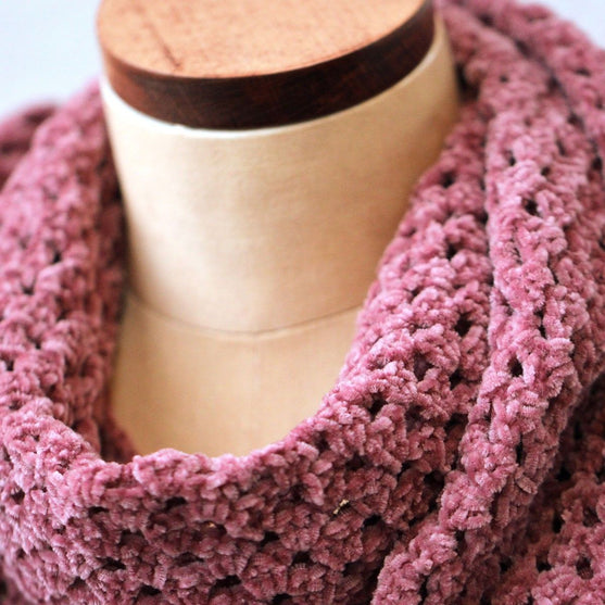 

Granny Shawl Bohéme Velvet "Fine"
4