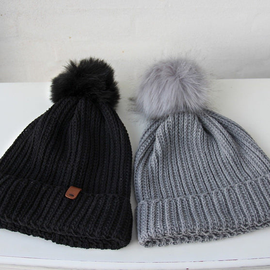 

Rib Stitch Hat
3