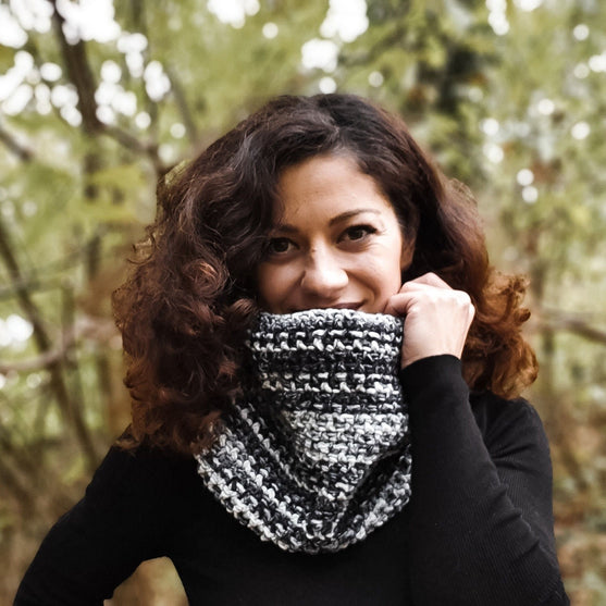 

Salt and Pepper - Cowl
1
