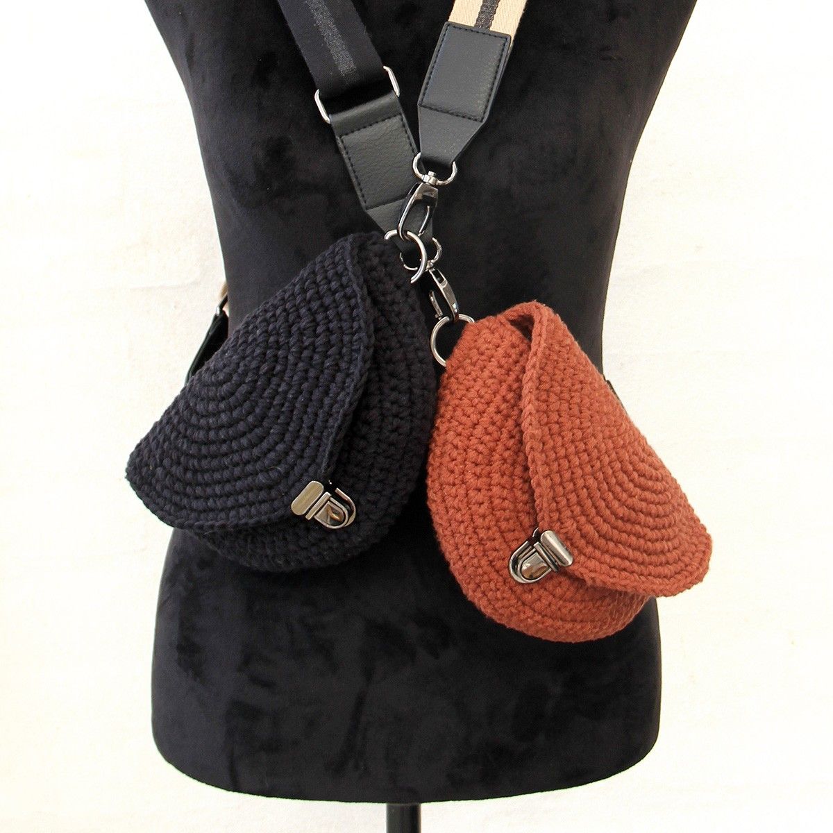 Mini Moon bag – Hobbii