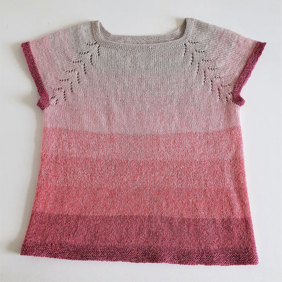 

Ella - T-shirt
3