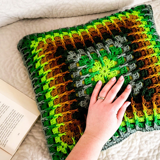 

Green Hills - Pillow
2