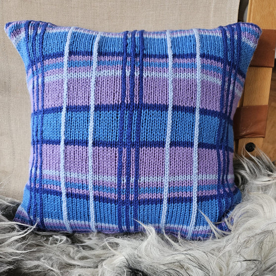 

Tern - Pillow
1