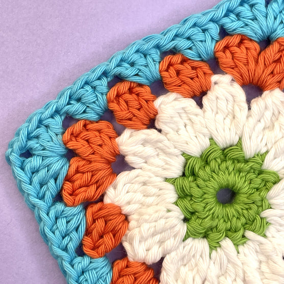 

Hobbii Granny Square - Daisy
6