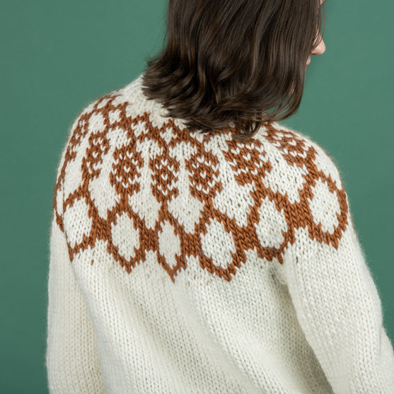 

Celle - Sweater
4