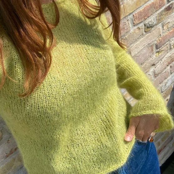 

Summer Lotus - Blouse
3