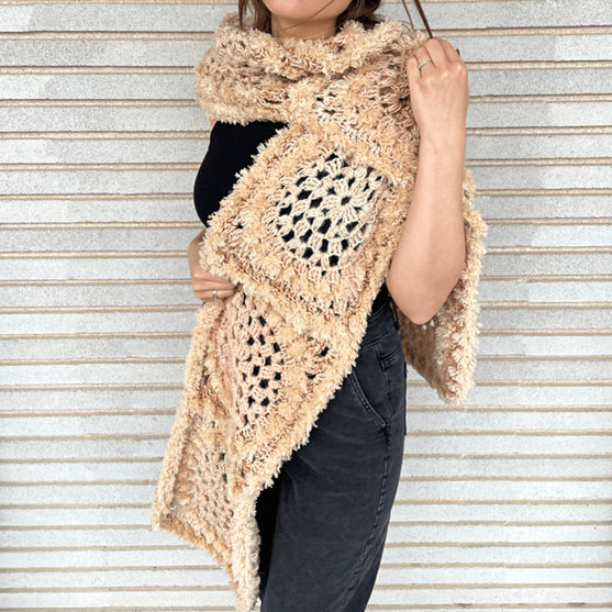 

Teddy's Hug - Scarf
9