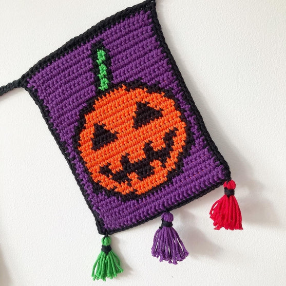 

Halloween Bunting
4