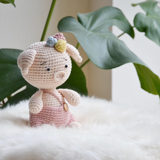 

Dotti the Piglet
3