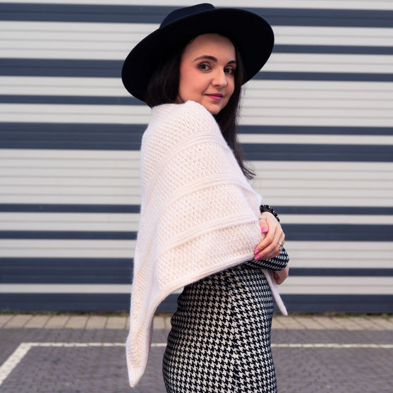 

Cosmopolitan - Shawl
4