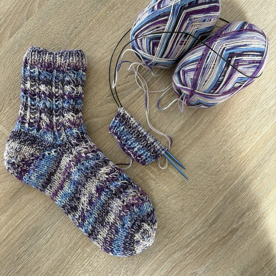 

Ivy Twist - Socks
4