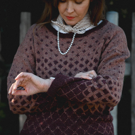

Maggie Rustic - Sweater with colorwork
4
