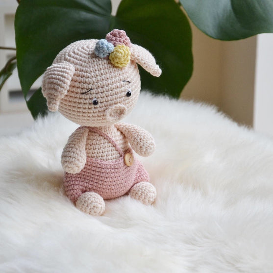 

Dotti the Piglet
2