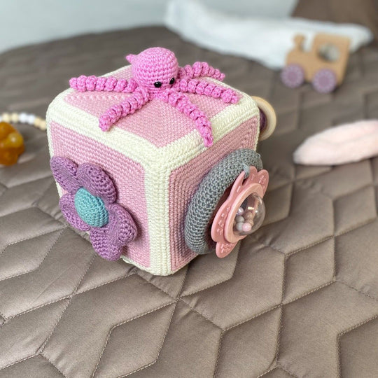 Babyfryd - Sensory Cube