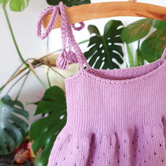 

Charlotte - Children’s dress
4