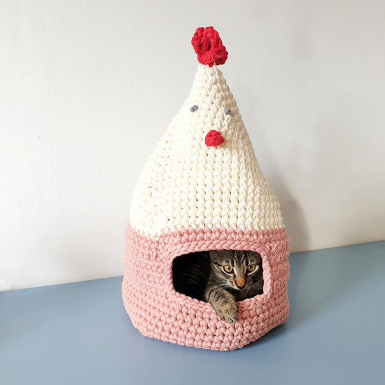 

Chicky Kitty - Cat house
1