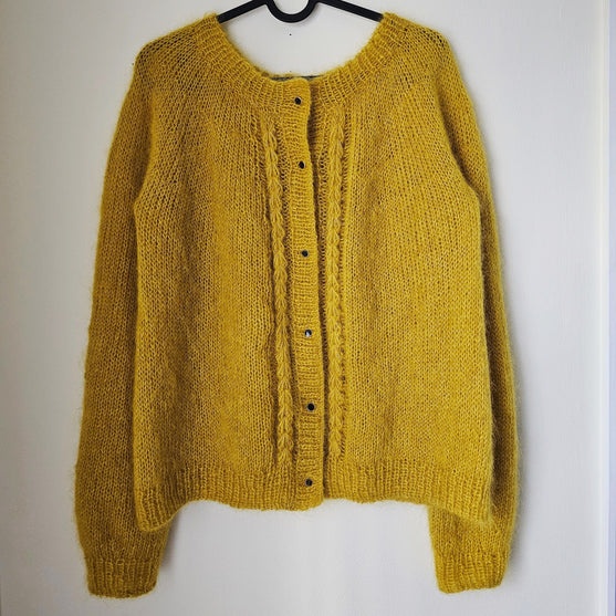 

Feather - Cardigan
1