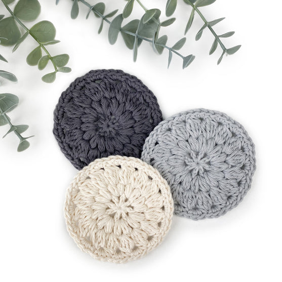 

Floral - Face Scrubby
6