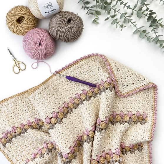 

Sweetie - Blanket
6