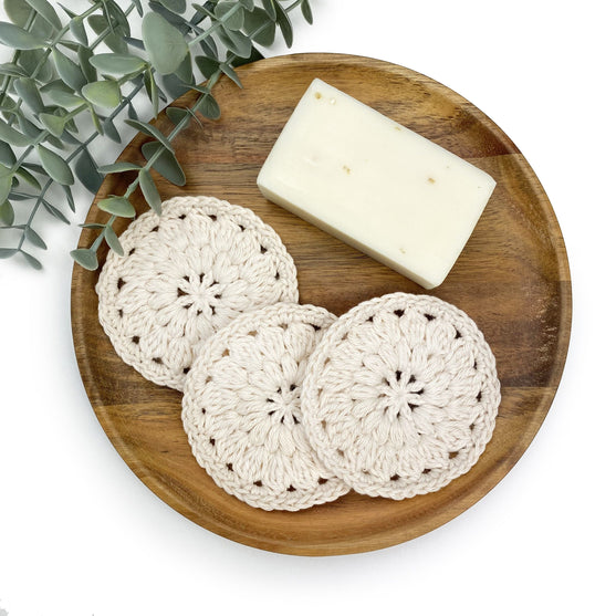 

Floral - Face Scrubby
1