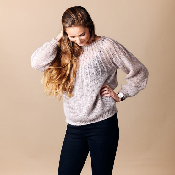 

Cora - Blouse
3