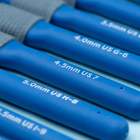 

Cosmo Crochet Hook Set - 9 Sizes - Indigo - Hobbii
6