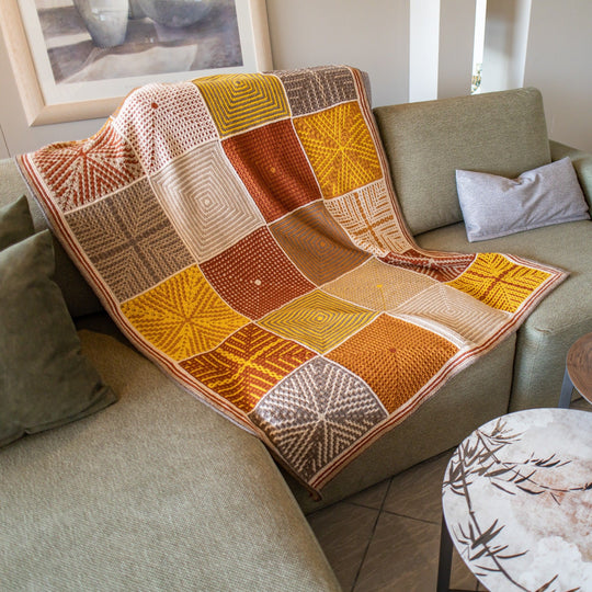 Mirror Mirror On The Throw - Blanket