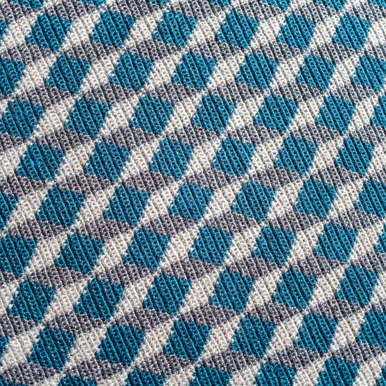 

Infinity Cubes - Throw
6