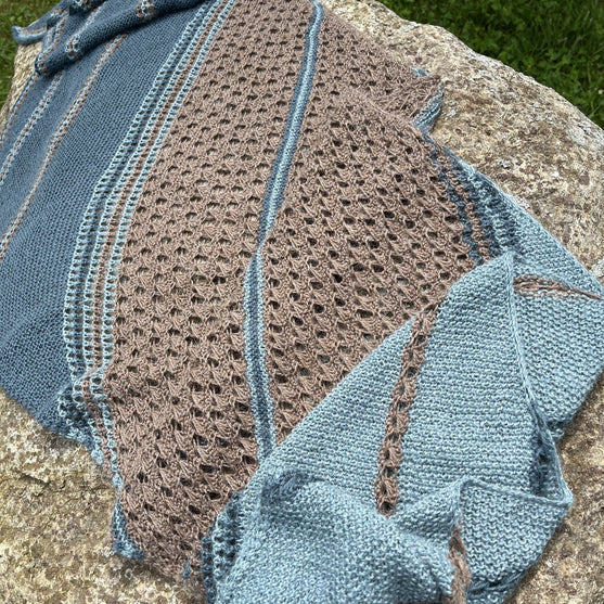 

Dewfrost - Shawl
11